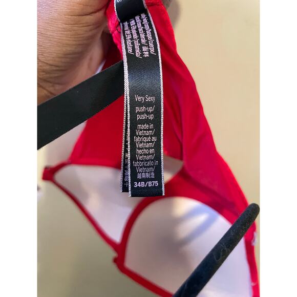 Victoria's Secret Very Sexy Pushup Shine Sparkly holiday Rhinestone Red bra 34B - Picture 3 of 6